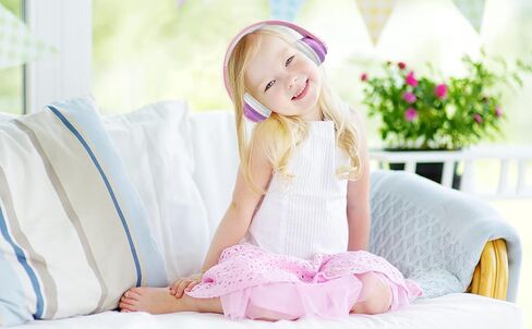 eKids Disney Princess Bluetooth Headphones with EZ Link, Wireless Headphones with Microphone and Aux Cord, Kids Headphones for School, Home, or Travel in Saudi Arabia
