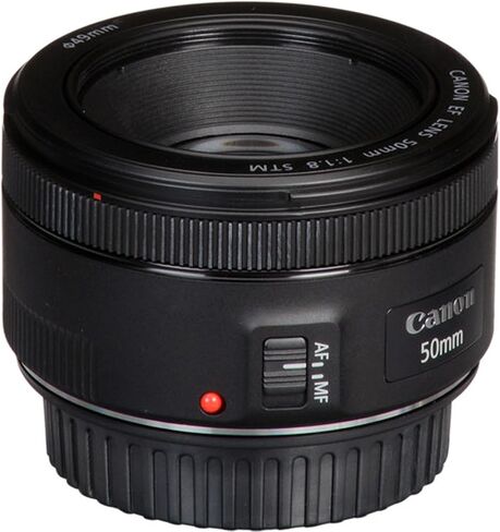 عدسة Canon EF 50mm f/1.8 STM Prime + ذاكرة سعة 128 جيجابايت + مرشح للأشعة فوق البنفسجية + حقيبة عدسة + مقبض + المزيد (مجموعة مكونة من 18 قطعة) (متجددة) in Saudi Arabia