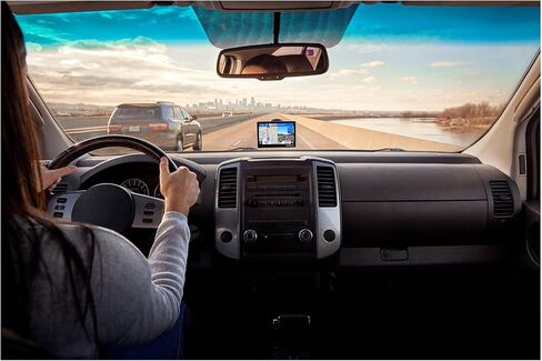 Garmin Drive 53 GPS Navigator with GPS Navigator Accessory Bundle (2 Items) in Saudi Arabia