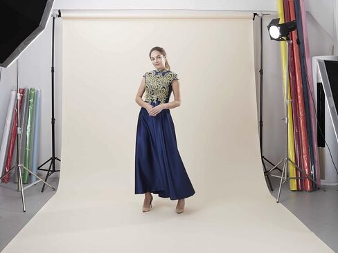 107"x39' Seamless Photo Backdrop Paper, Artic White Photography Background Roll for Photo Studio, Portrait & Product Shooting in Saudi Arabia