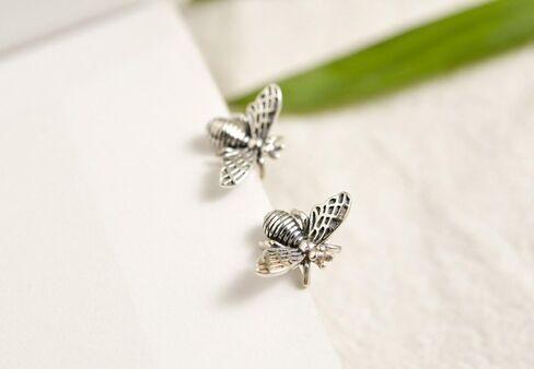 SLUYNZ 925 Sterling Silver Bee Earrings Studs for Women Teen Girls Cute Bumble Bee Earrings (A-Silver) in Saudi Arabia