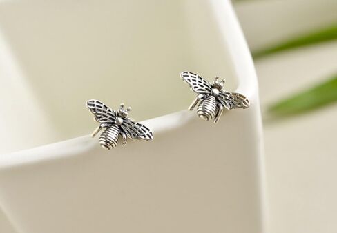 SLUYNZ 925 Sterling Silver Bee Earrings Studs for Women Teen Girls Cute Bumble Bee Earrings (A-Silver) in Saudi Arabia