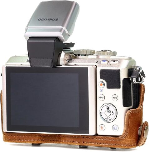 Megagear Olympus Pen E-Pl8 حقيبة وحزام جلدي للكاميرا مع إمكانية الوصول للبطارية - بني فاتح - MG919 in Saudi Arabia