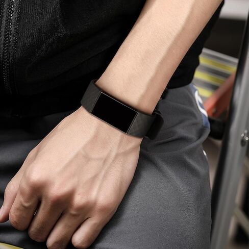 3 قطع من الأربطة الرياضية المتوافقة مع Fitbit Charge 4 Bands للنساء والرجال، أساور معصم بديلة من السيليكون الناعم قابلة للتعديل لـ Fitbit Charge 4 / Fitbit Charge 3 / Charge 4 SE/Charge 3 SE in Saudi Arabia