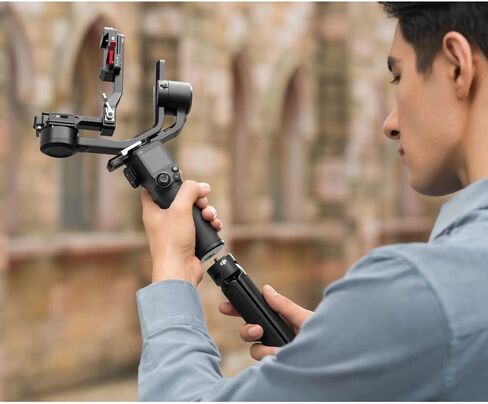 DJI RS 3 Mini خفيف الوزن مثبت رونين جيمبال للسفر بدون مرآة وكاميرا DSLR ومجموعة عدسات تصل إلى 4.4 رطل مع حقيبة ظهر ديكو جير وبطاقة SDXC سعة 64 جيجابايت ومجموعة تنظيف الكل في واحد in Saudi Arabia