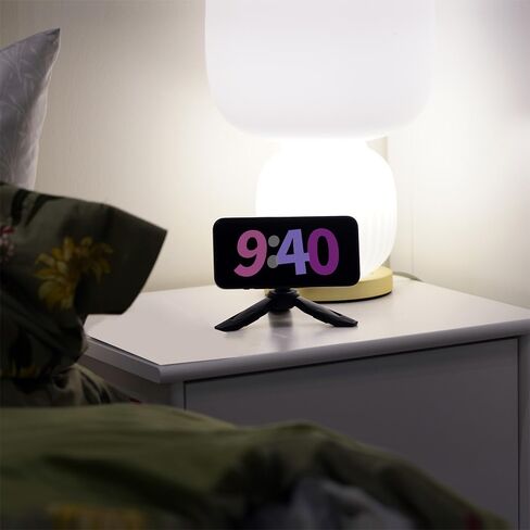 MAXCAM Magnetic Tripod Mount Phone Holder Adapter for iPhone 15/14/13/12 Series in Kuwait