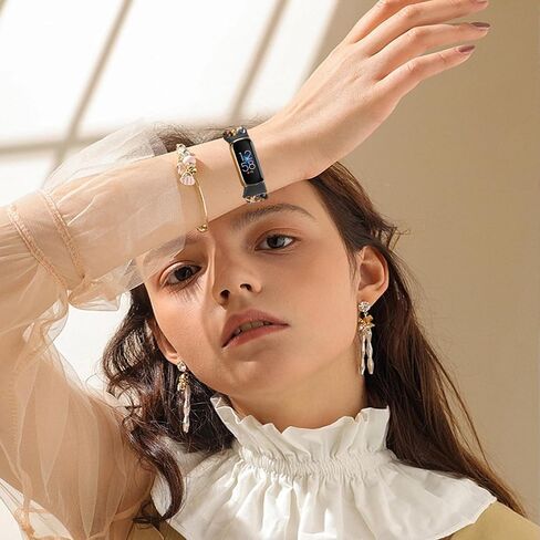 أشرطة FTYQUEE مضفرة وقابلة للتعديل متوافقة مع Fitbit Luxe للنساء والرجال، أساور معصم رياضية من قماش النايلون المرن من أجل Fitbit Luxe in Kuwait