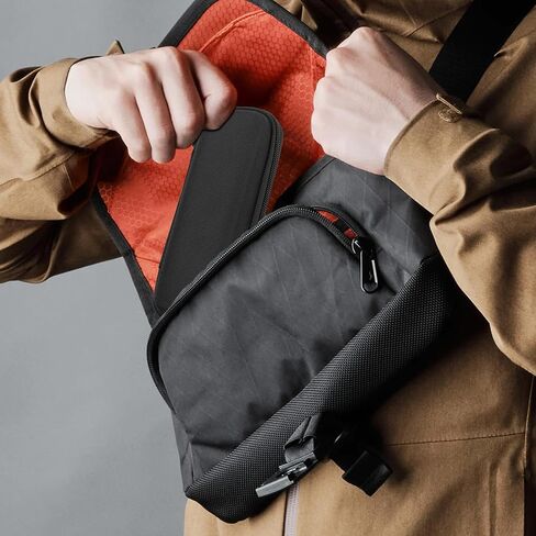 Gelozid M.2 NVMe SSD Enclosure Case for NVMe Enclosure Adapter, Such as SSK, UGREEN M.2 NVMe SATA SSD Enclosure, Shockproof and Protect Your External Drive On The Go in Kuwait