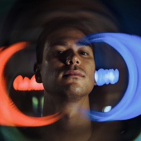 مرشح المنشور الزجاجي البصري Camdiox Cinepro 82 مم Halo Swirl Circle - صورة ضبابية ذات تأثير سينمائي خاص مع حلقة قابلة للدوران لكاميرا فيديو DSLR بدون مرآة in Saudi Arabia