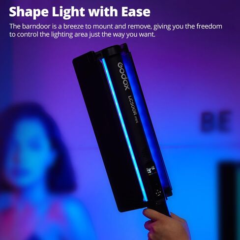 Godox LC500R Mini RGB LED عصا إضاءة قابلة للتعديل 360 درجة بالألوان الكاملة مع Barndoor in Kuwait