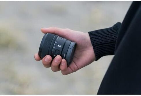 مجموعة عدسات Sony E مقاس 15 مم f/1.4 G (SEL15F14G) مع مجموعة مرشحات مكونة من 3 قطع وملحقات أخرى | عدسة سوني مقاس 15 ملم in Kuwait