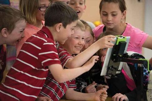 كوبرنيكوس ديوي حامل الكاميرا الوثائقية للهواتف الذكية وأجهزة iPad، وحامل الكاميرا الوثائقية للفصول الدراسية والتعلم عن بعد in Kuwait