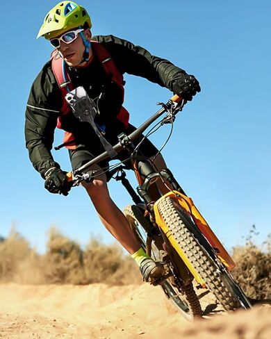 حامل هاتف دراجة نارية بذراع طويل من Aozcu، [حبل آمن مطور] حامل هاتف محمول للدراجة لسكوتر ATV، حامل هاتف بمقود يدور 360 درجة لدراجة التجوال الجبلية، مناسب لهاتف iPhone وAndroid مقاس 4-7 بوصات in Kuwait