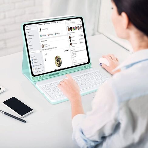 Keyboard Case for iPad Air 11 inch (M4/M3/M2) & iPad Pro 11 inch in Kuwait