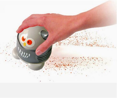 Table Cleaner, Desktop Vacuum Cartoon Mini Frog Dust Catcher Assistance Keyboard Cleaning Dust Sweeper for Home Office in Kuwait