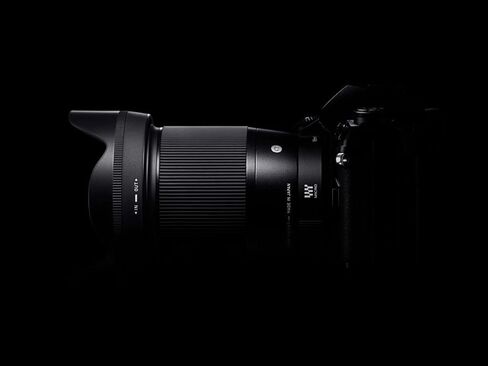 عدسة سيجما 16 ملم f1.4 DC DN المعاصرة لسوني E-Mount 402965 مع 67 ملم متعددة الطبقات للأشعة فوق البنفسجية والمستقطب ومجموعة مرشح FLD حزمة حقيبة ظهر للتصوير الفوتوغرافي Monopod in Kuwait
