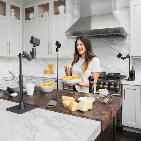 حامل طاولة Mevo من Logitech for Creators، حامل متعدد الاستخدامات وثابت لكاميرات Mevo على الطاولة أو المكتب - أسود in Kuwait