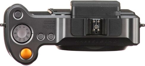 هيكل كاميرا Hasselblad X1D II 50C بدقة 50 ميجابكسل متوسطة الحجم بدون مرآة in Kuwait