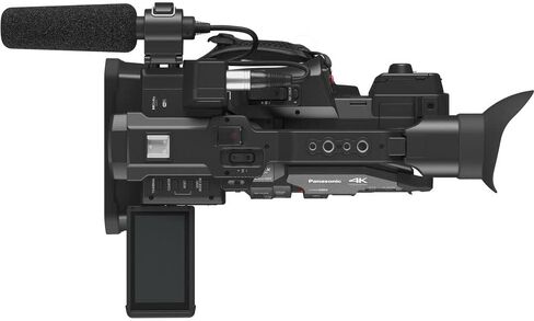 باناسونيك HC-X20 كاميرا فيديو 4K متنقلة مع اتصال غني (HC-X20) + بطاقة 64 جيجابايت + طقم مرشح + عدسة زاوية واسعة + حقيبة + ضوء LED + عدسة مقربة + قارئ بطاقات + محفظة ذاكرة + المزيد in Kuwait