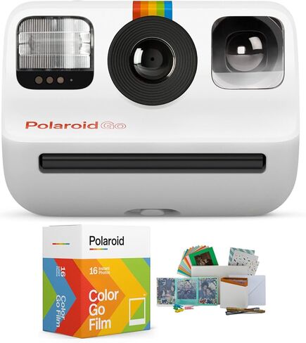 مجموعة كاميرا Polaroid Originals Go الفورية (أبيض) مع عبوات أفلام مزدوجة ومجموعة PhotoBox (3 قطع) in Kuwait