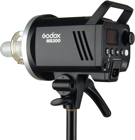 طقم إضاءة استوديو Godox MS300، فلاش ستوديو ستروب 900 وات، GN58 5600K، نظام X لاسلكي مدمج Godox 2.4G، وقت إعادة التدوير 0.1～1.8S، حامل بوينز مع صندوق سوفت بوكس ​​لشبكة قرص العسل + حامل إضاءة 110 بوصة + حقيبة in Saudi Arabia