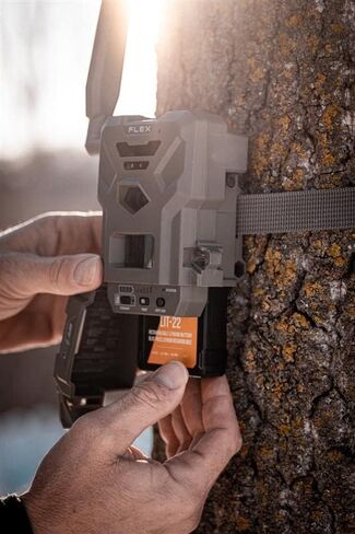 SpyPoint Rechargeable 7.4V Lithium Battery Pack for Trail Camera with 5.4 amp-Hours and AC Charging Cable in Saudi Arabia