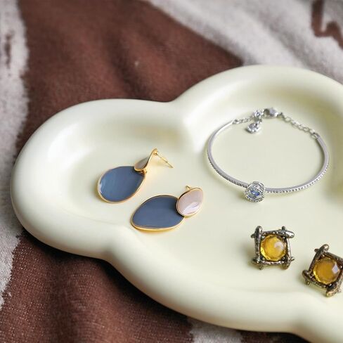 طبق صينية مجوهرات من السيراميك على شكل سحابة من FOGOBO مع بطاقة تهنئة - لوحة أنيقة للخاتم والمفتاح والحلي - هدية مثالية للنساء والصديقة والزوجة والصديق في عيد الميلاد والكريسماس وعيد الشكر in Kuwait