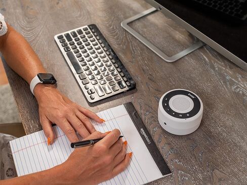 مكبر صوت ZVOX AV70 مزود بتقنية المساعدة السمعية، وميكروفون، ومكبر صوت للمؤتمرات، وبطارية قابلة لإعادة الشحن، واتصال بلوتوث لاسلكي للاستماع إلى الموسيقى والأفلام من الكمبيوتر اللوحي أو الهاتف أو الكمبيوتر المحمول أو التلفزيون in Kuwait