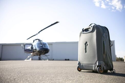 Lowepro LP37280 Whistler RL 400 AW II بكرة كاميرا متينة، رمادي داكن in Saudi Arabia