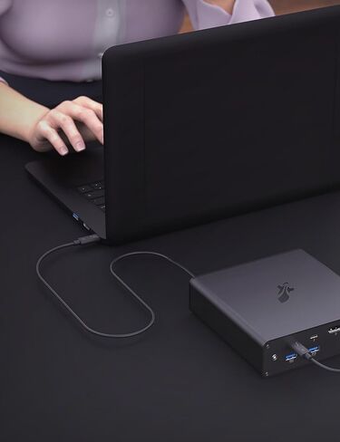 محطة إرساء SABRENT Thunderbolt 3 سعة 8 تيرابايت NVMe SSD مع منفذ DisplayPort وقارئ بطاقة SD ومنفذ إيثرنت وتوصيل الطاقة (DS-SKRT-D8TB) أسود in Saudi Arabia