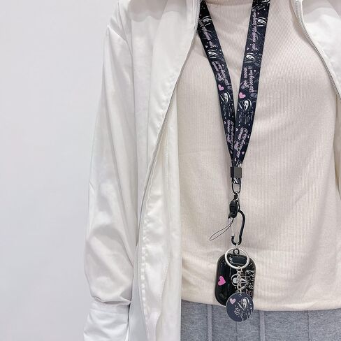 حافظة AirPod Pro الناعمة من مادة TPU الناعمة ذات شكل رعب Scream Ghost، مع سلسلة مفاتيح وحبل قصير على شكل جمجمة Scream، مصممة لأولئك الذين يحبون موضوعات الرعب المثيرة AirPod Pro in Kuwait