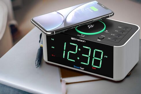 إيمرسون سمارت سيت راديو منبه مزدوج للشحن اللاسلكي مع PLL FM، 10 وات فائق السرعة Qi، منفذ USB، بلوتوث، مدخل Aux، شاشة LED أكوا عالية التباين سهلة القراءة 1.4 بوصة، ER100202 in Kuwait