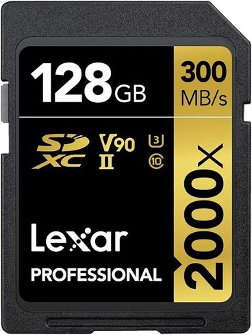 كاميرا سوني سينما لاين كاملة الإطار FX3 مع عدسة 24-70 مم، حزمة مع بطاقة ذاكرة V90 SD سعة 128 جيجابايت، وحقيبة كتف، وبطارية إضافية، وشاحن، ومجموعة فلتر 82 مم، وواقي شاشة، ومجموعة تنظيف in Kuwait