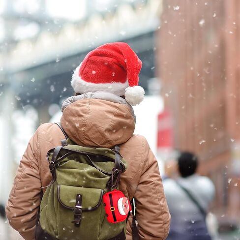 حافظة OCING Christmas Santa Claus Airpods Pro الجيل الثاني، متوافقة مع AirPods Pro 2nd/1st (2022/2019)، تدعم الشحن اللاسلكي. in Kuwait