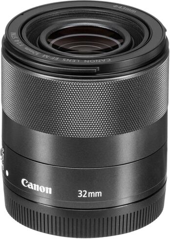 عدسة Canon EF-M مقاس 32 مم f/1.4 STM (2439C002) + مجموعة مرشح + حقيبة عدسة + حافظة للغطاء + مجموعة تنظيف + المزيد (متجددة) in Kuwait
