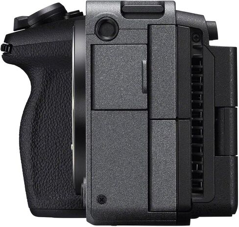 Sony FX30 Super 35 Cinema Line Camera with E 11mm f/1.8 Lens in Saudi Arabia
