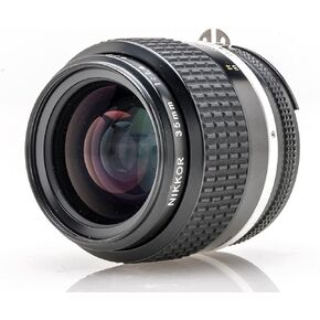 Nikon 35mm f/1.4 Nikkor AI-S Manual Focus Lens for Nikon Digital SLR Cameras in Kuwait