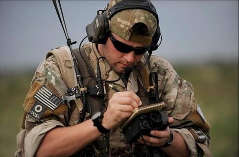 ABBREE AR-152G Gooseneck SMA-Male Connector Dual Band 144/430Mhz 88CM/34.6-Inch Foldable Tactical Antenna for GMRS Radio Yaesu TYT Wouxun Ham Two Way Radio in Kuwait