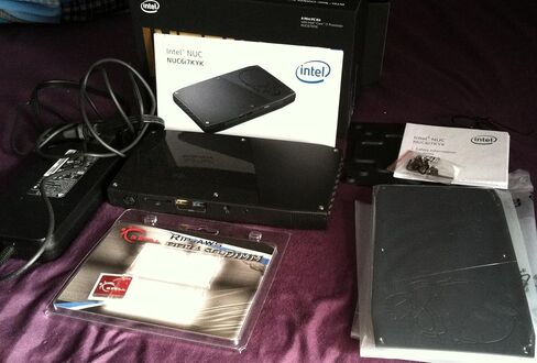 مجموعة الأداء Intel NUC 6 (NUC6i7KYK) - Core i7، المكونات الإضافية المطلوبة، 250 جيجابايت، Windows 10، 8.1، 7 in Kuwait