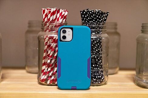 حافظة OtterBox Commuter Series لهاتف iPhone 11 (فقط) - عبوة غير مخصصة للبيع بالتجزئة - طريقة كيوبيد (وردي روزمارين/برقوق أحمر) in Saudi Arabia