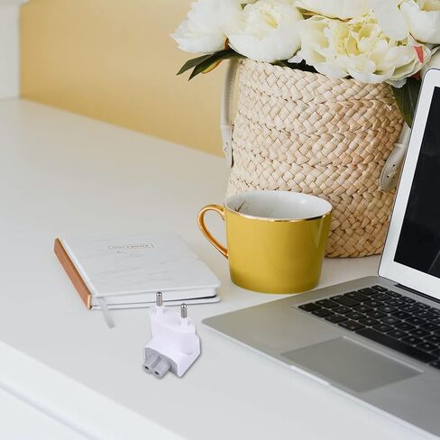 قابس محول تيار متردد متبادل لاجهزة ابل اي بوك/ ماك بوك برو in Kuwait