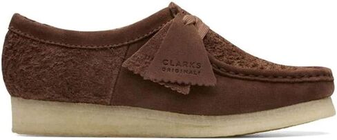 حذاء Clarks Wallabee Chukka للنساء in Kuwait