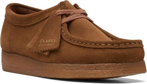 حذاء Clarks Wallabee Chukka للنساء in Kuwait