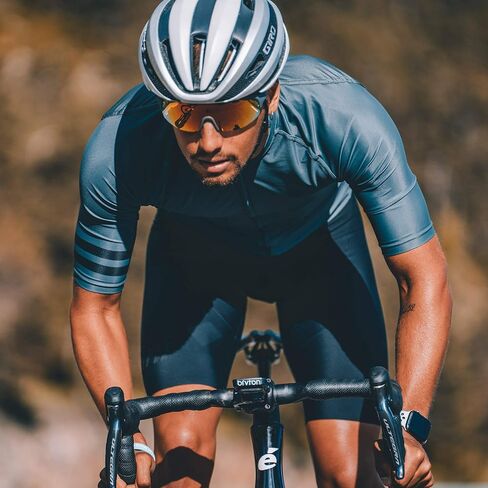 برايتون كمبيوتر رايدر 750T للدراجة/ركوب الدراجات. اصدار الولايات المتحدة الامريكية. شاشة لمس ملونة، خرائط وملاحة، تدريب ذكي، دعم الرادار، بطارية 20 ساعة. يتضمن جهاز، حامل رياضي ومستشعرات SPD/CAD/HR in Kuwait