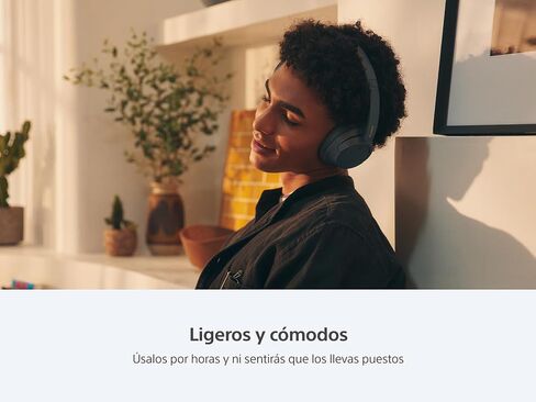 سماعات رأس بلوتوث لاسلكية بخاصية إلغاء الضوضاء من سوني WH-CH720N - ميكروفون مدمج - عمر بطارية يصل إلى 35 ساعة وشحن سريع - أبيض in Saudi Arabia