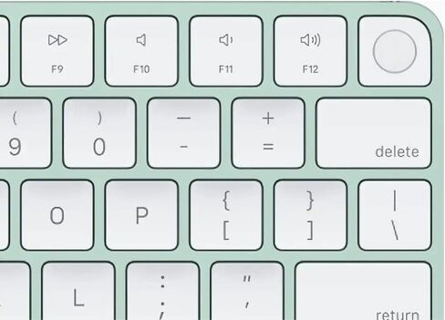 لوحة مفاتيح Apple Magic مع Touch ID لطرز Mac المزودة بـ Apple Silicon (QWERTY English) باللون الأخضر (متجددة) in Kuwait