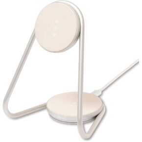 W&P COURANT MAG:2 Wireless Charging Stand - Belgian Linen, 2 in 1 Multi-Device Charger - Magnetic Stand for MagSafe iPhones 16, 15, 14, 13, 12 with Charging Base for AirPod Cases, (Forest) in Kuwait