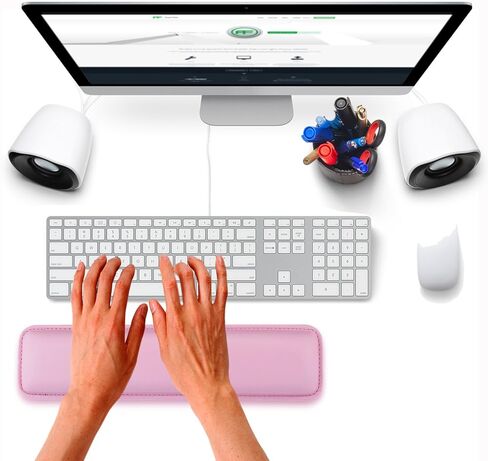 مسند معصم للوحة المفاتيح من Rancco، حافة جلدية مخيطة مقاس 14.5 بوصة، وسادة معصم ناعمة من إسفنج الذاكرة للألعاب مع حصيرة مضادة للانزلاق للكمبيوتر المحمول/سطح المكتب، مناسبة للمكاتب والمنزل (وردي) in Kuwait