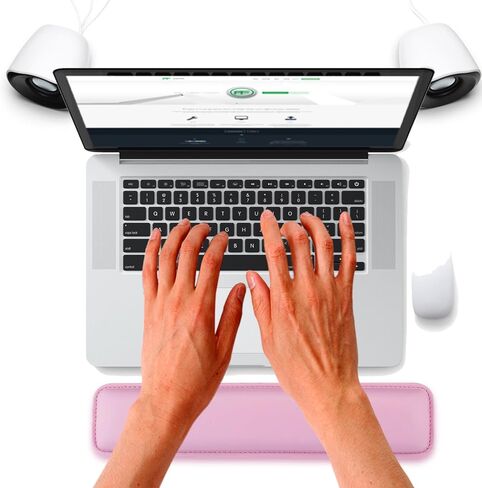مسند معصم للوحة المفاتيح من Rancco، حافة جلدية مخيطة مقاس 14.5 بوصة، وسادة معصم ناعمة من إسفنج الذاكرة للألعاب مع حصيرة مضادة للانزلاق للكمبيوتر المحمول/سطح المكتب، مناسبة للمكاتب والمنزل (وردي) in Kuwait