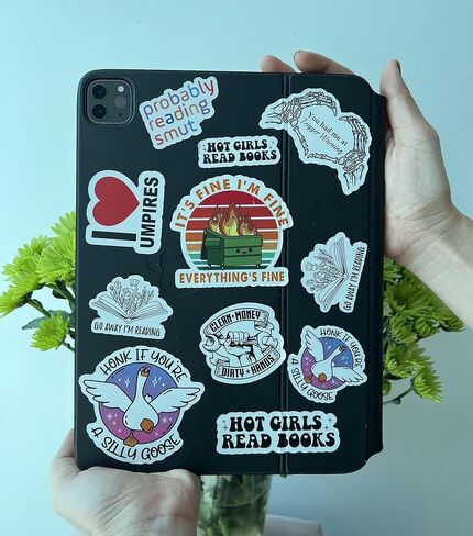 314PI (3 قطع) ملصق كتب للقراءة للفتيات الساخنة، ملصقات للقراءة، ملصقات مضحكة، ملصقات كتب لمساعد الماء، ملصق مقطوع للقالب لأجهزة الكمبيوتر المحمول والهاتف وزجاجة المياه ولوح التزلج، وهدايا ملصقات الكتب للأولاد والبنات البالغة، وملصقات القراءة، وملصقات كيند in Kuwait